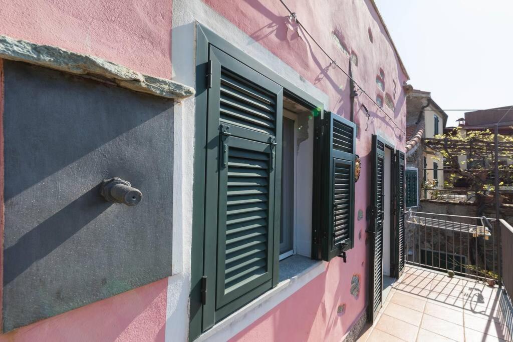 La Casa Di Sandra A Noli Villa Exterior photo