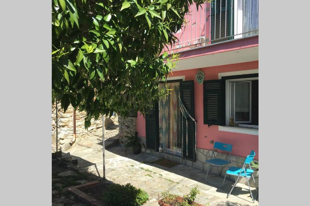 La Casa Di Sandra A Noli Villa Exterior photo
